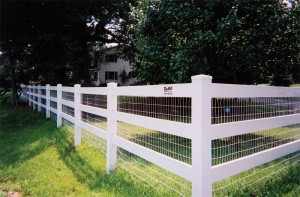 3 Rail Ranch Vinyl Fence