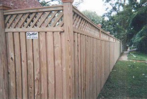 Board on Batten Privacy Wood Fence with Lattice Top