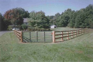 3 Board Paddock Wood Fence with Locust Posts and Oak Board with Facials