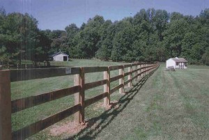 3 Board Paddock Wood Fence with Locust Posts and Oak Board with Facials