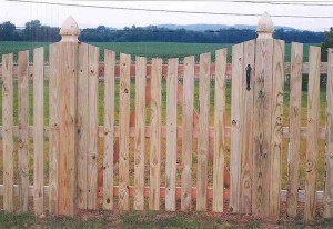 Spaced Picket Wood Gate with Dip